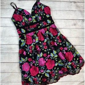 ANTHROPOLOGIE Nicole Miller NY Tribeca, SZ 8 Embroidered Floral Dress Black